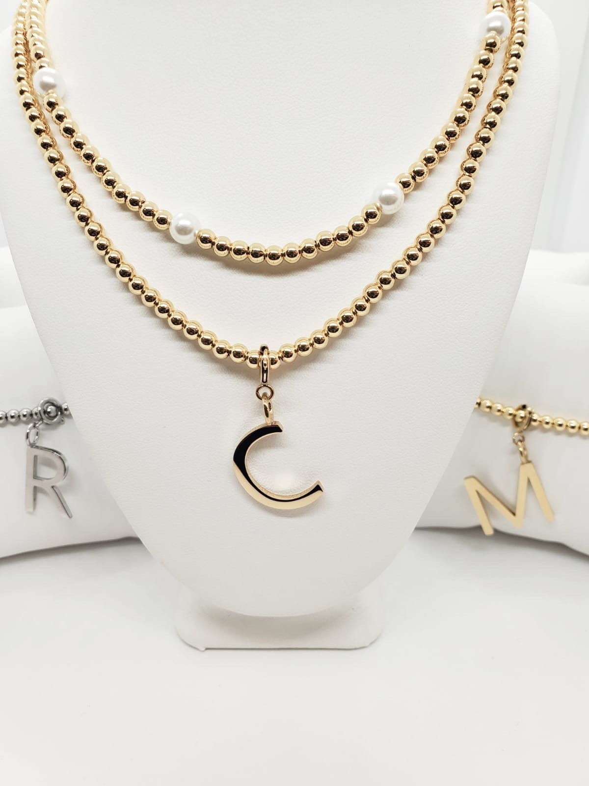 Pearl beaded necklace