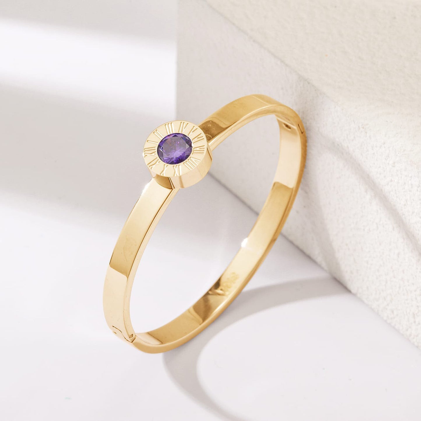 Interchangeable Solitaire Stone Bracelet – Gold Finish