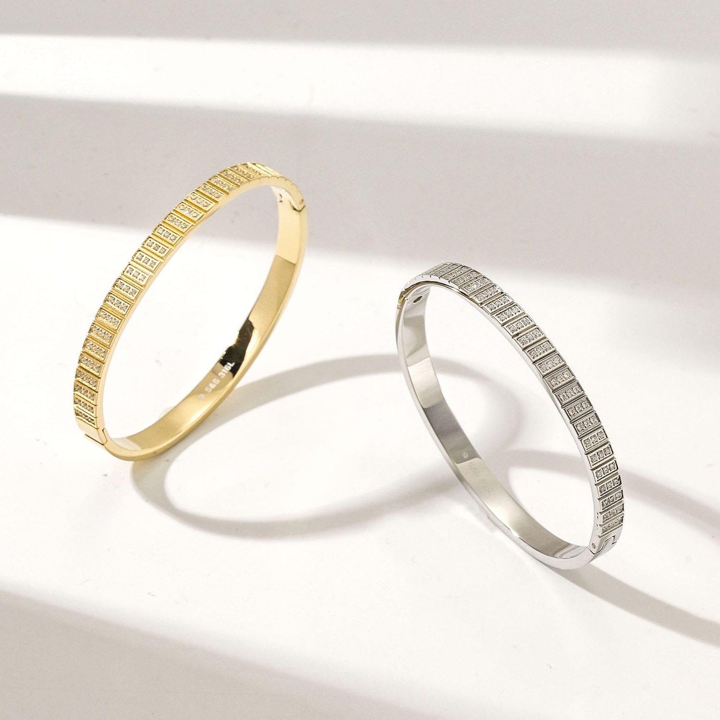Ice bangle