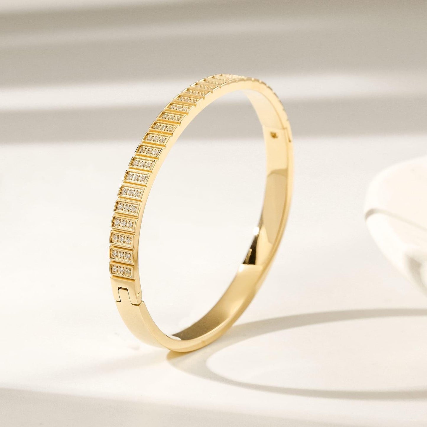 Ice bangle