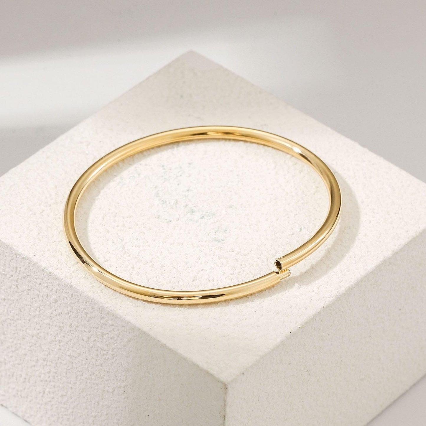 Minimalist Metal Bangle