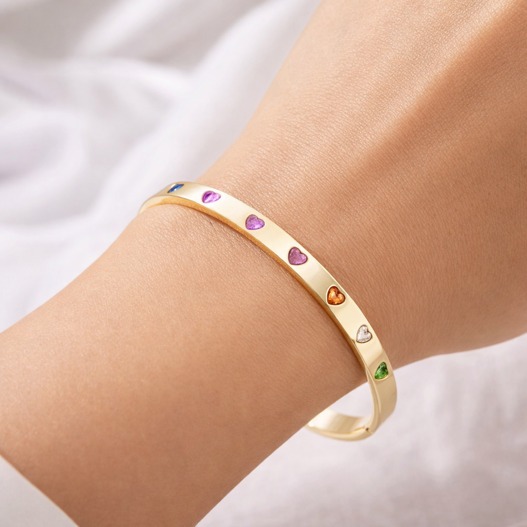Amora Hearts Stainless Steel Bangle