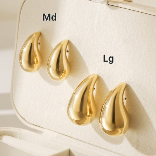 Sculpted Teardrop Stud Earrings – Polished Gold